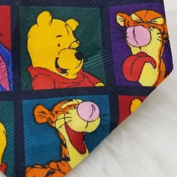 Disney Pooh Tigger Eeyore Window Design Silk Tie - Picture 5 of 8